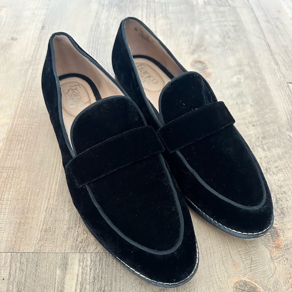 Franco Sarto Velvet Loafer sz 9